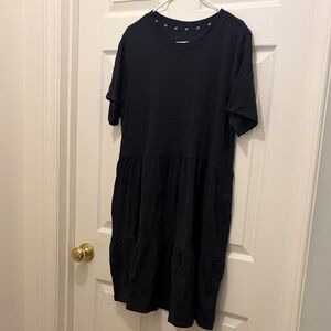 GAP Black Short Sleeve Tiered Mini Dress